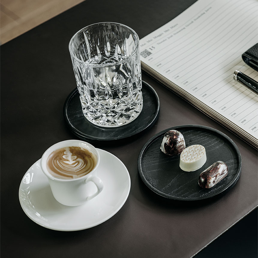 Kaffee und Pralinen